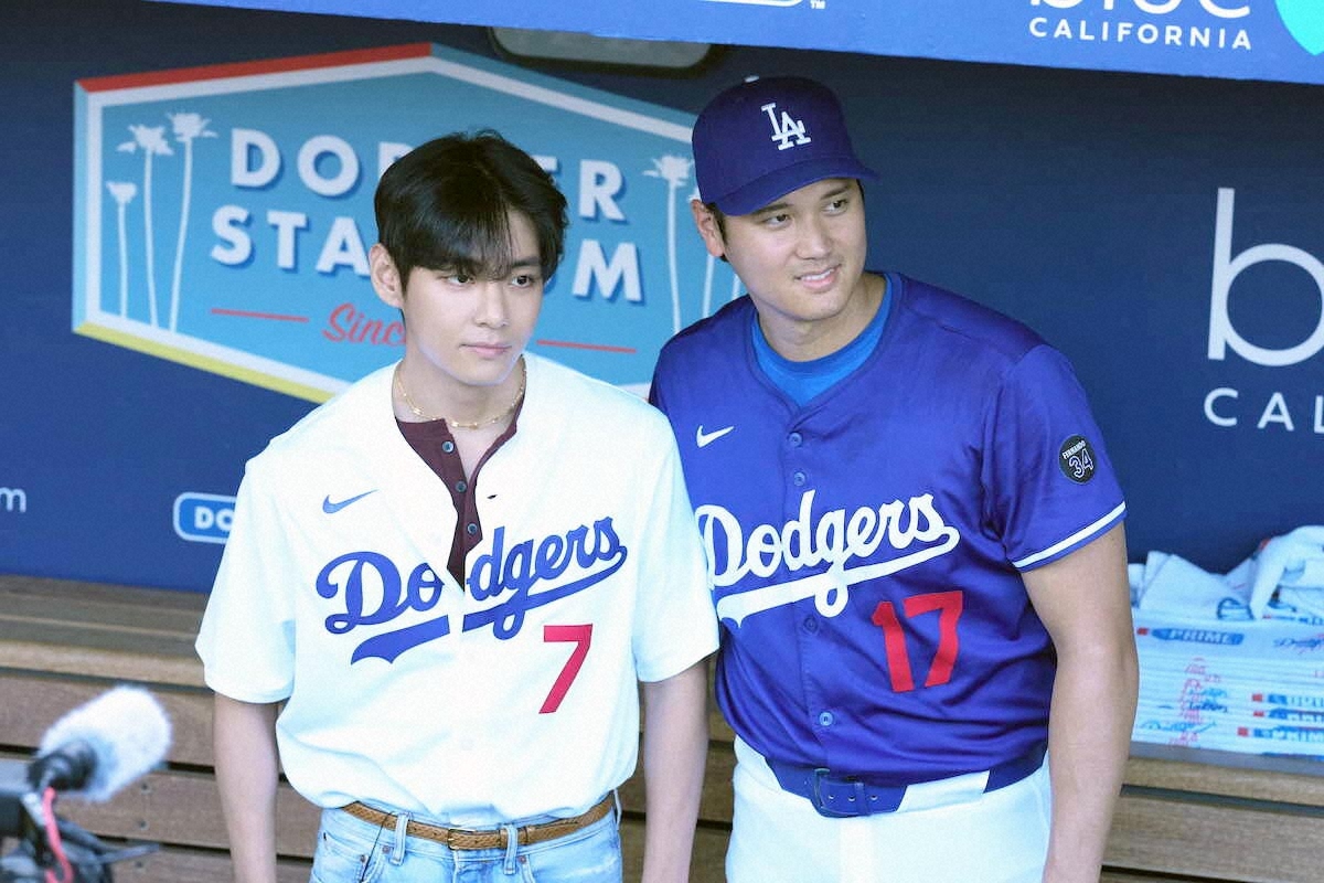 【スポニチ】BTSのVさん、ドジャース始球式で大谷翔平とハグ　「国宝の美男」と「日本の宝」共演にSNS沸騰