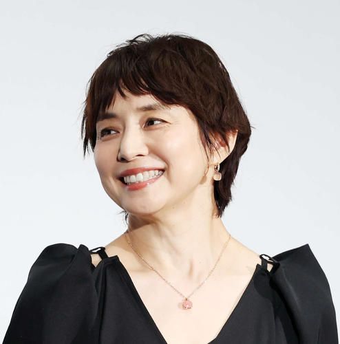 55歳石田ゆり子“驚きの起床時間”告白　「3時から起きてます」　加藤浩次「何時に寝てるんですか？」