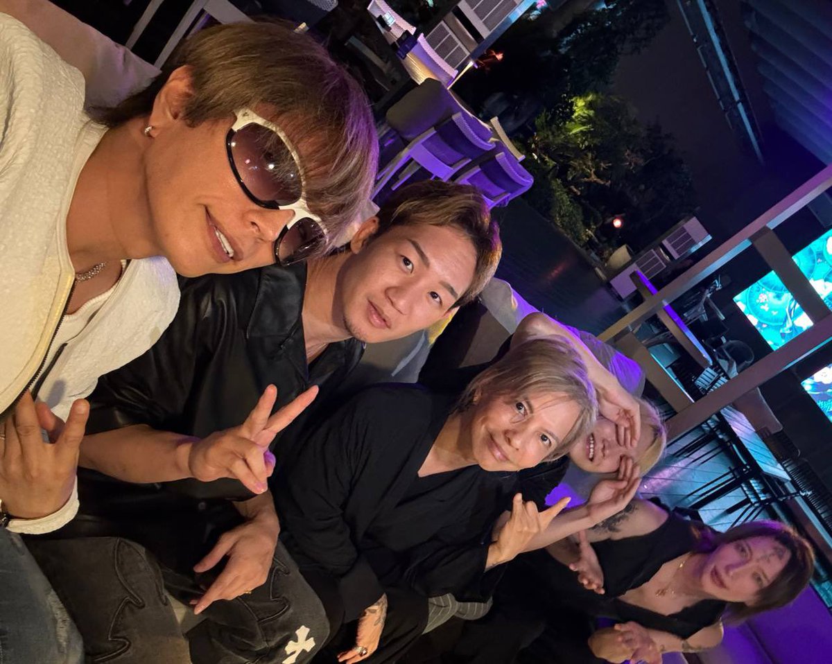 GACKT、HYDE、鬼龍院翔、朝倉未来ら超豪華メンバーで食事会「ずっと霊の話をしてた気がする…」ファン騒然「スター集団やん」
