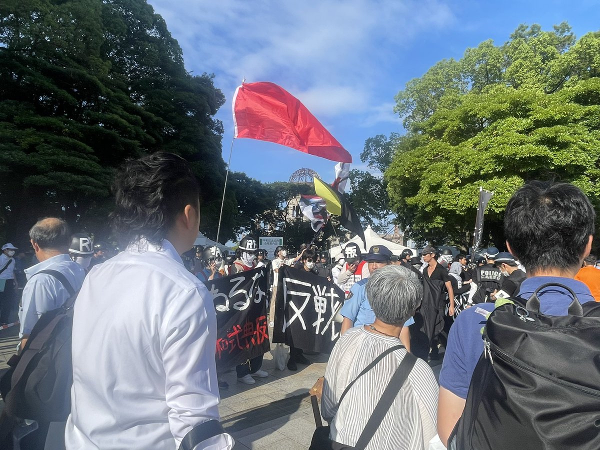 R-1芸人三浦マイルド、平和祈念式典の周辺の様子を投稿「喧嘩してる人、宗教団体の広報誌配ってる人、もう無茶苦茶」