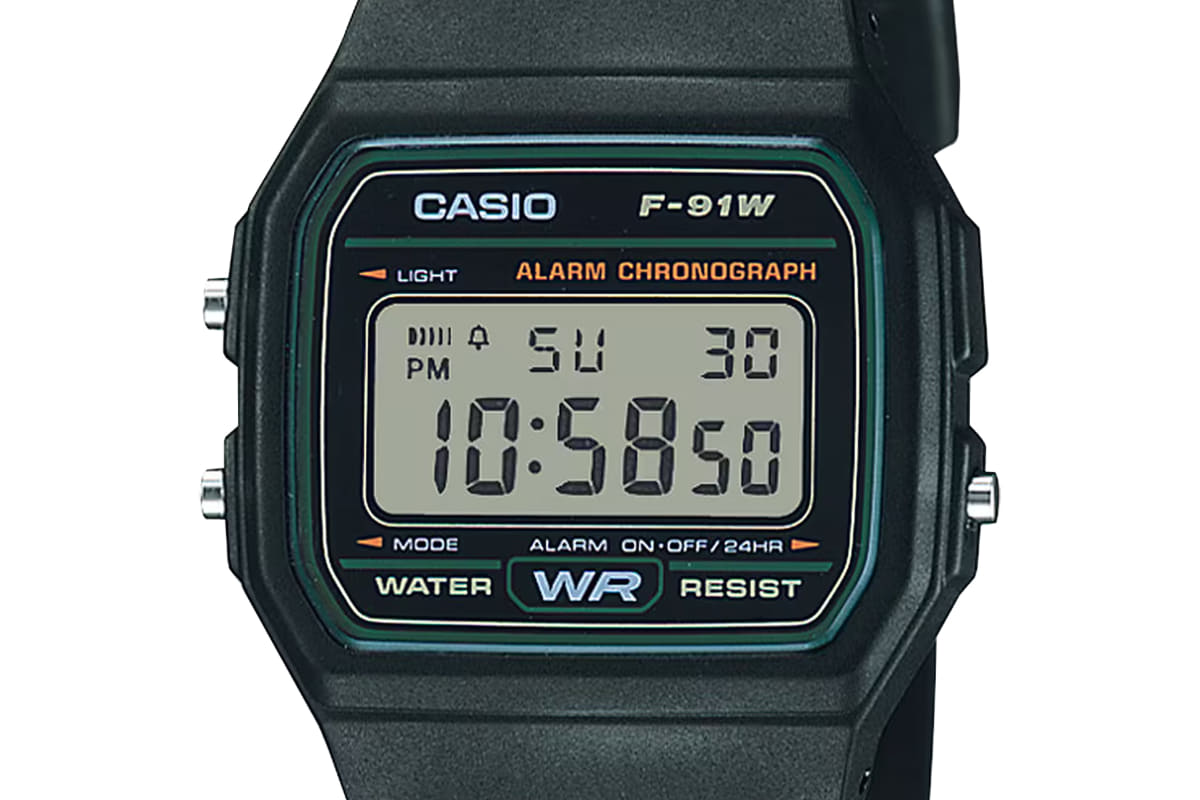 【時計】伝説的チープカシオ「F-91W」にシブい新色…著名人が愛用