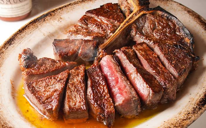 日本人の9割がタンパク質不足。何食ってんの？？