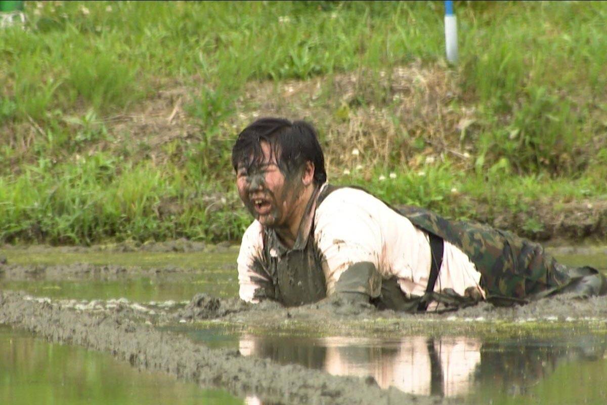 【テレビ】やす子、ドッキリで見せた “田んぼ突入シーン” が大不評…コメ不足背景に「二度と米食うな」辛辣な意見も