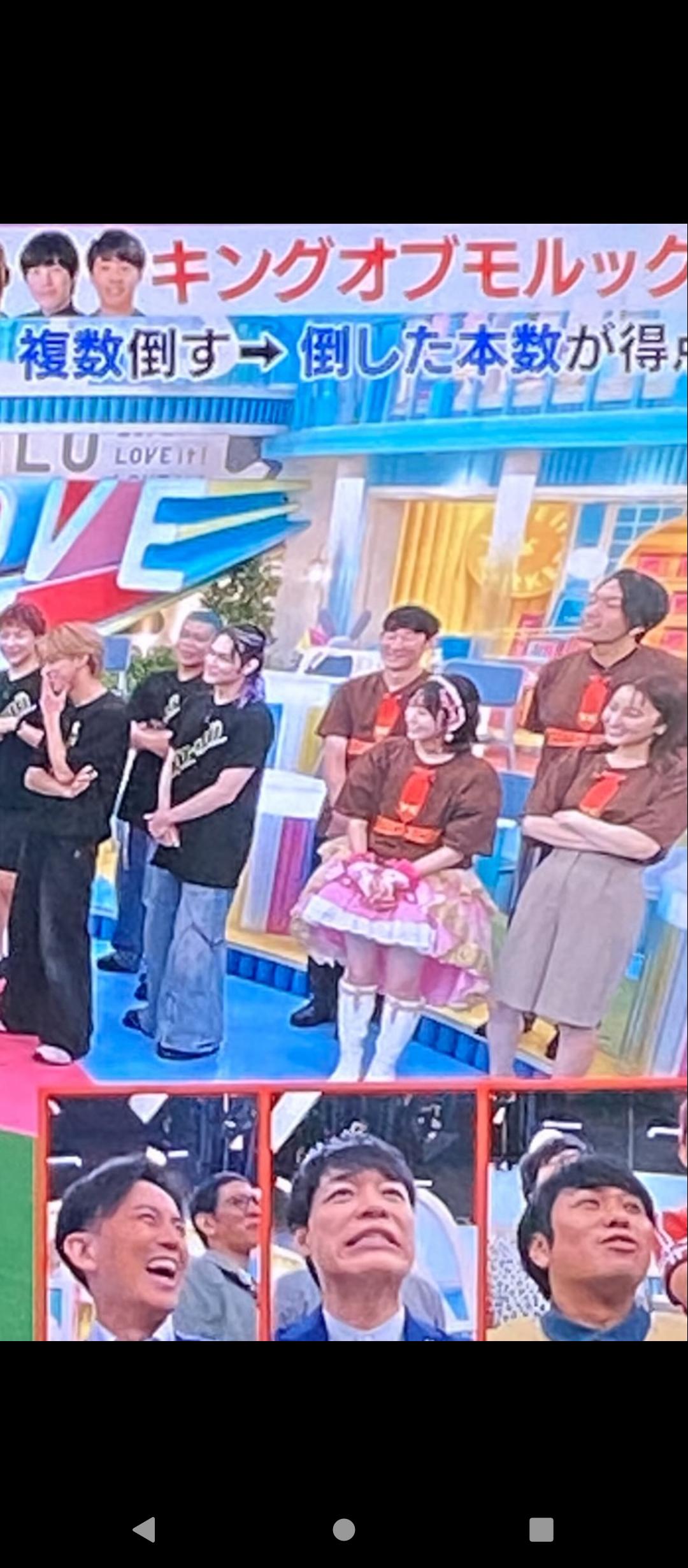 【画像】TBSさん、「8月6日」に芸能人にとんでもないシャツを着せてしまう！！
