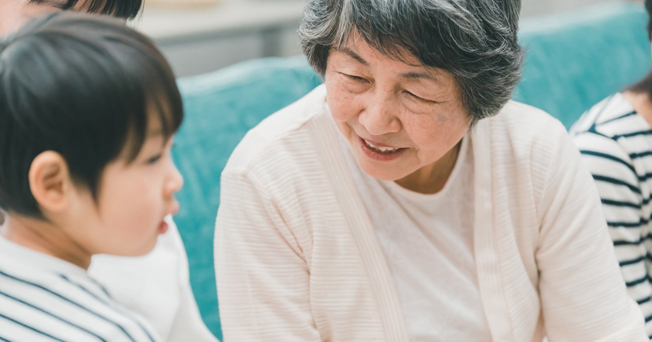 「あの国の人は…」義母が子どもにヘイト発言を連発→同意を求められたが、どう異を唱える？　(コラムニスト)