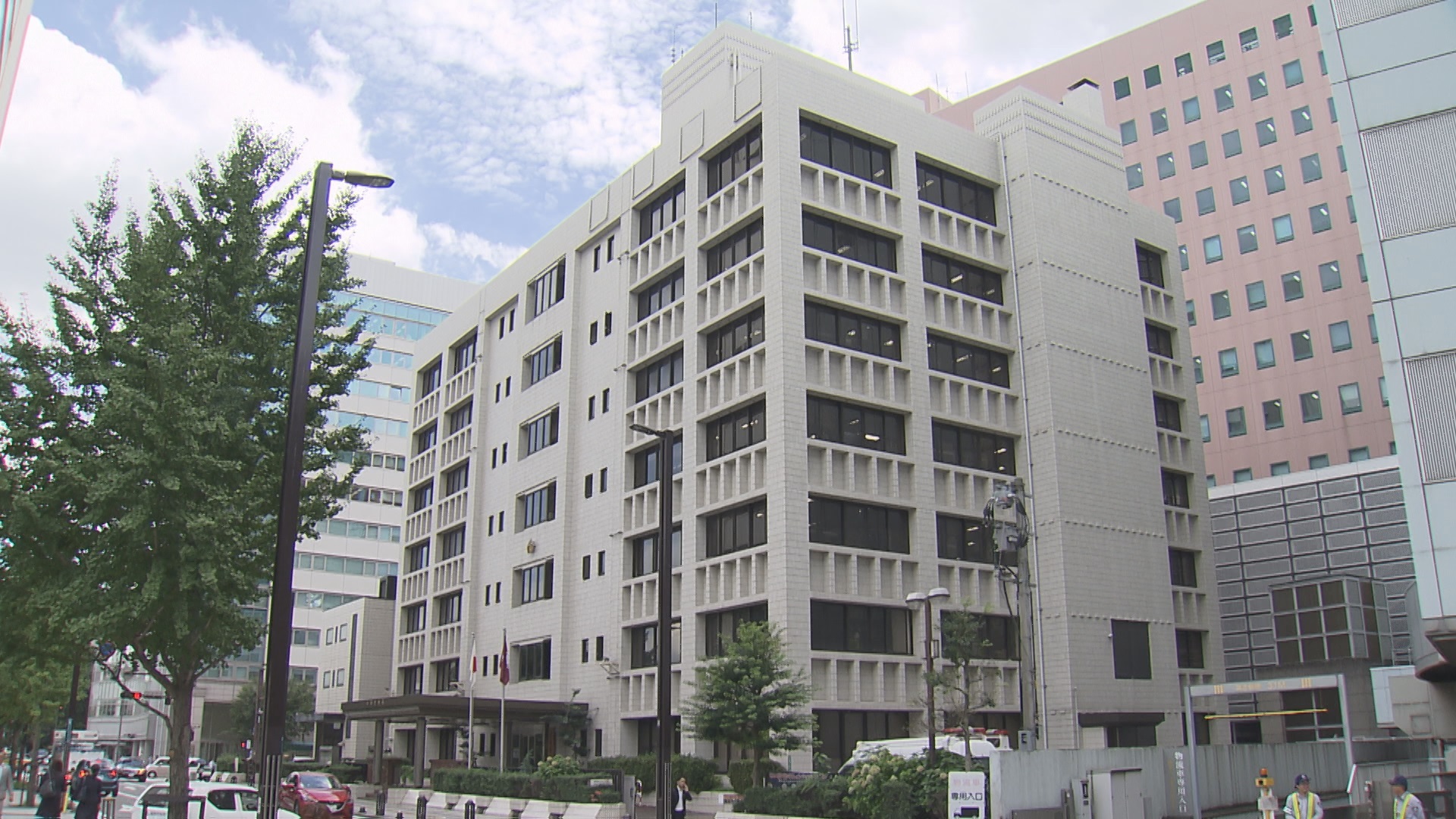 「酒を飲んで自転車に乗ったらいけないと知らなかった」自転車乗り捨て逃走　男を逮捕