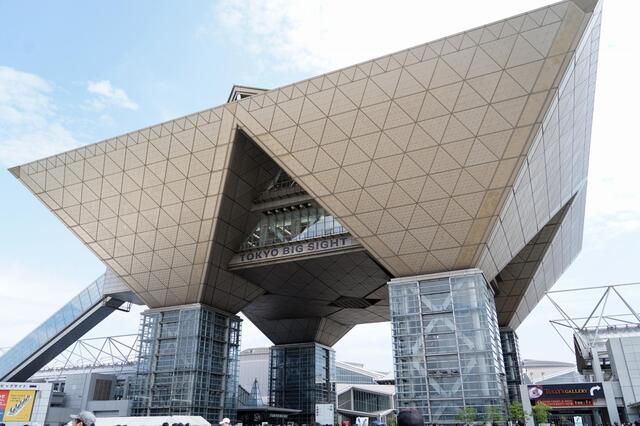 『コミケ106』、2日間で25万人来場　前回から5万人減　厳しい暑さの中、長蛇の列