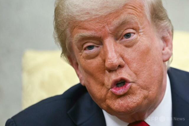トランプちゃん「ｵﾒｰの領土なﾌﾟｰﾁﾝに差し出すからな！心配すんなカタチだけだからよ」