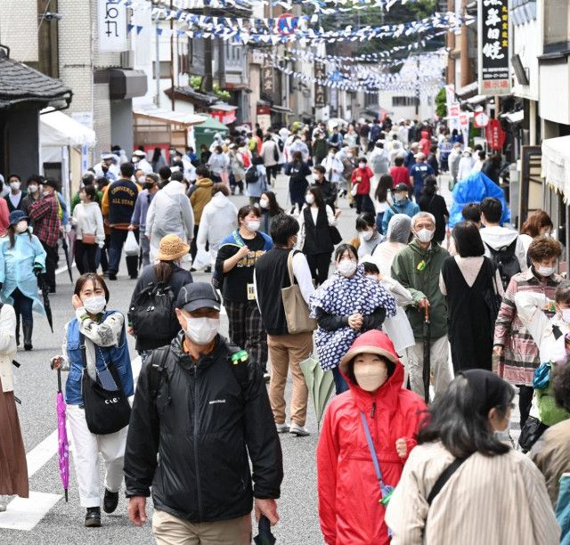 【どうしてこうなるの？】外国人観光客〝宿泊後〟部屋の惨状にSNS騒然…「ひどすぎる」「もう事件現場」