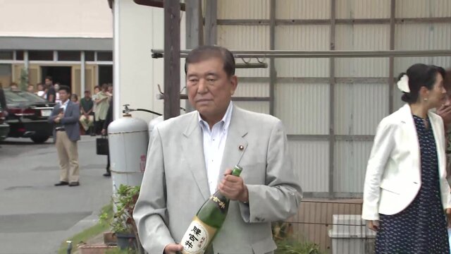 【なぜ？】毎年お盆に必ず千葉・勝浦市を訪問する石破首相…防衛相在任中にイージス艦と衝突し死亡した漁船乗組員の遺族のもとへ