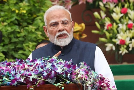 【インド 新幹線採用】インド首相、次期新幹線採用伝達へ　石破氏と29日会談