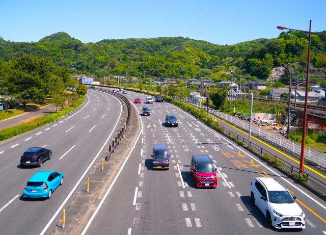 【クルマ】3年ぶりに減少した「軽」普及率、最も高い都道府県は？