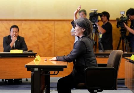 【伊東】田久保市長、百条委出席 学歴巡る尋問に「卒業」紹介経緯答えず