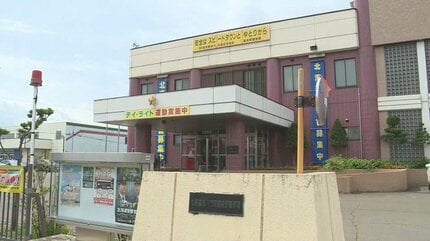 【北海道】フォークリフトに載せた状態で油圧ショベルを解体中、油圧ショベルが落下し下敷きに…60代くらいの男性作業員が死亡　北海道富良野市