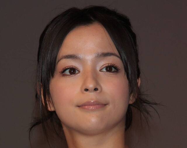 【女性自身】「とにかく俺様な人」 女優の加藤ローサ　元サッカー日本代表・松井大輔との離婚数年前から仄めかしていた“不満”
