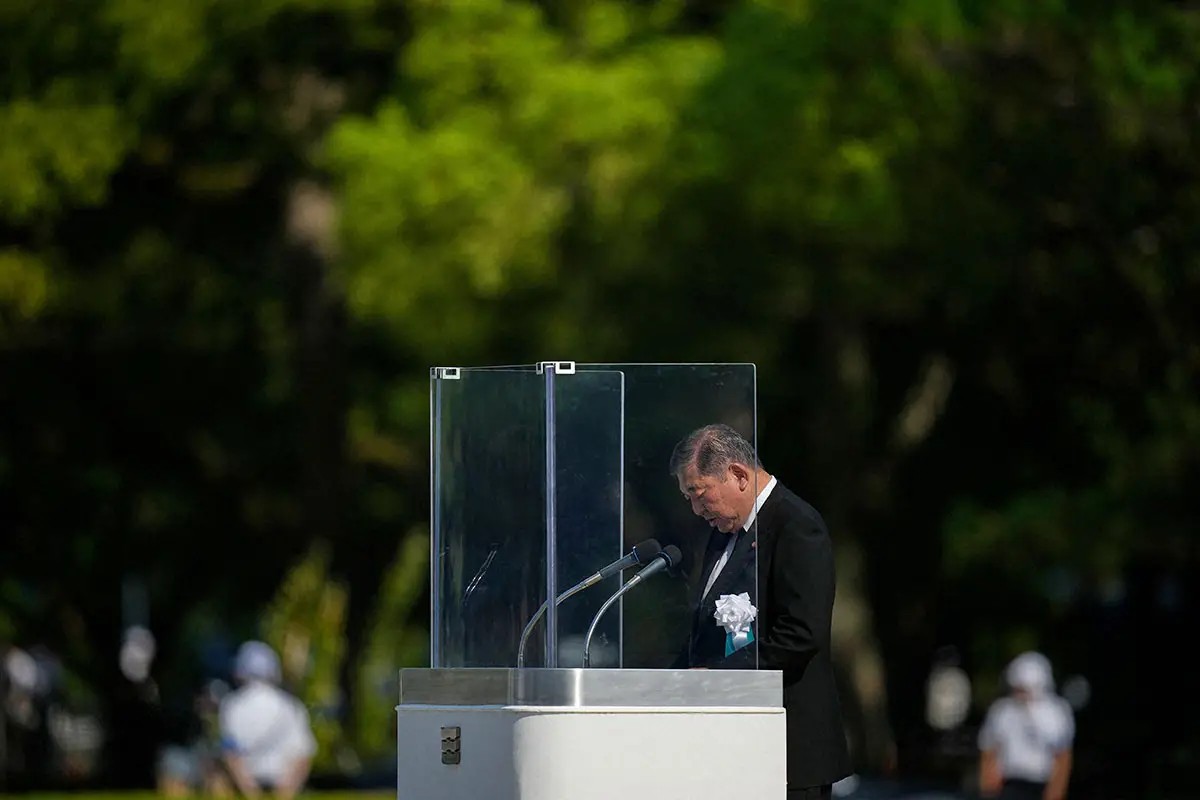 【広島平和記念式典の石破首相の居眠り動画拡散】SNS 「亡くなられた方や遺族に失礼だ」