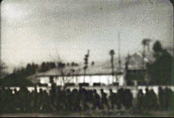 【戦後80年】逃げ惑う人やＢ２９の姿を地上から撮影…政府が禁じた空襲映像、群馬県立歴史博物館で見つかる
