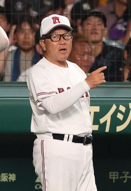 【文春】《広陵高校野球部》中村奨成の同期生が決意の告白「部内暴力の”悪しき伝統”を放置したのは中井監督」