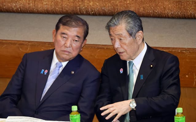 【日本経済新聞】長引く参院選後の政治空白　「決められない」自民の独自ルール、党に総裁を解職する規定がなく