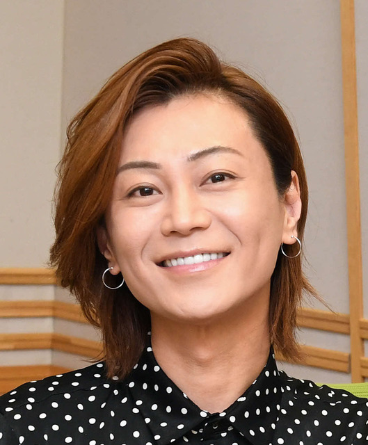 【歌手】氷川きよしが「人魚」に変身　“ビキニで隠した”美バスト披露の衝撃激変動画アップ