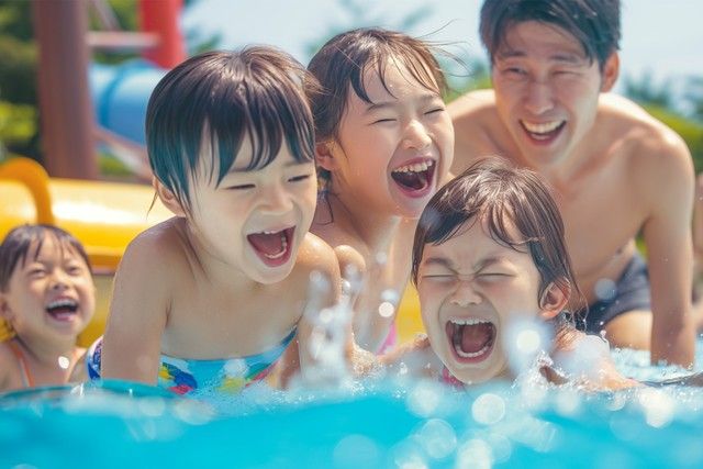 【社会】ママと7歳の息子がプールへ、一緒に「女性更衣室」はアリ？　異性の「更衣室」論争「犯罪を防ぐためにも、もう少し大きい子どもも」「今の子どもは発育が早い」