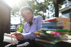【社会】読書感想文1枚3千円　賛否呼ぶ夏休みの「宿題代行」、その実情とは