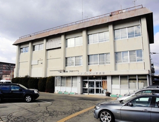 【神戸】入浴施設で１０歳男児の下半身を触った疑い　３４歳男を逮捕