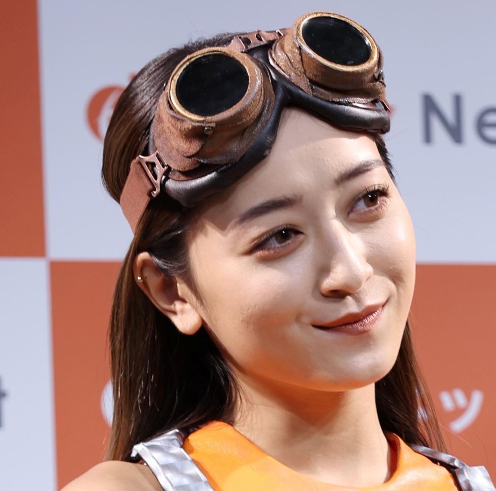 【芸能】みちょぱ仰天告白「私、顔真っ白なんで茶色に塗らなきゃいけない作業が」　見え隠れする「キャラ変戦略」