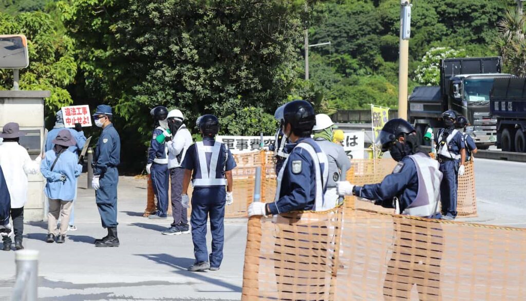 【速報】警備員死亡の辺野古ダンプ事故、抗議女性の立件検討　重過失致死容疑　沖縄県警