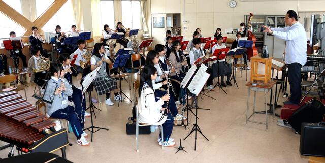 【部活】中学校の吹奏楽部、大半が「廃部」へ　部活の地域移行、文化系に高いハードル　場所や楽器、指導者…難題いくつも抱え教員苦悩