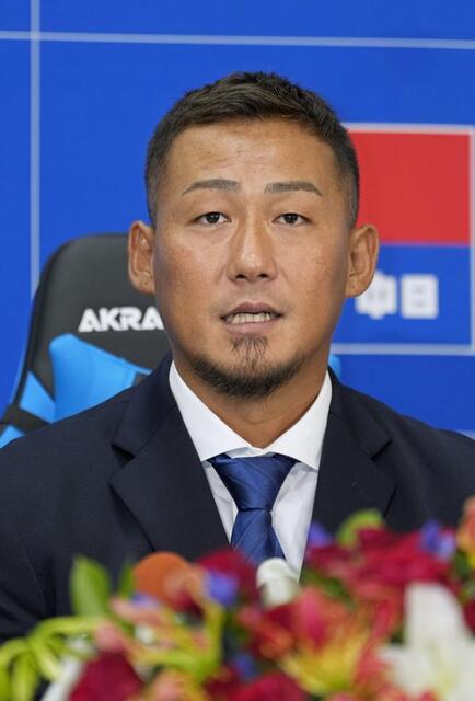 【野球】中日・中田翔が会見　引退決断は２カ月前「満足いくスイングができない。これ以上チームに迷惑を掛けられない」