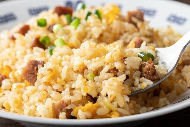 【食中毒】「チャーハン症候群」で死亡したケースも…夏のお弁当に入れてはいけない食材・おかず