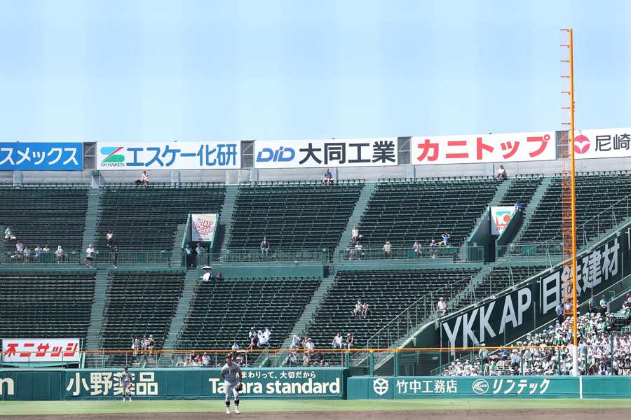 【高校野球】閑散とした外野席、甲子園に“異変”　酷暑の余波が客足にも…2部制の影響も