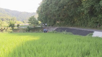 【鳥取】60代男性が用水路に倒れているのが見つかり死亡を確認　乗用タイプの草刈り機から転落か　八頭町