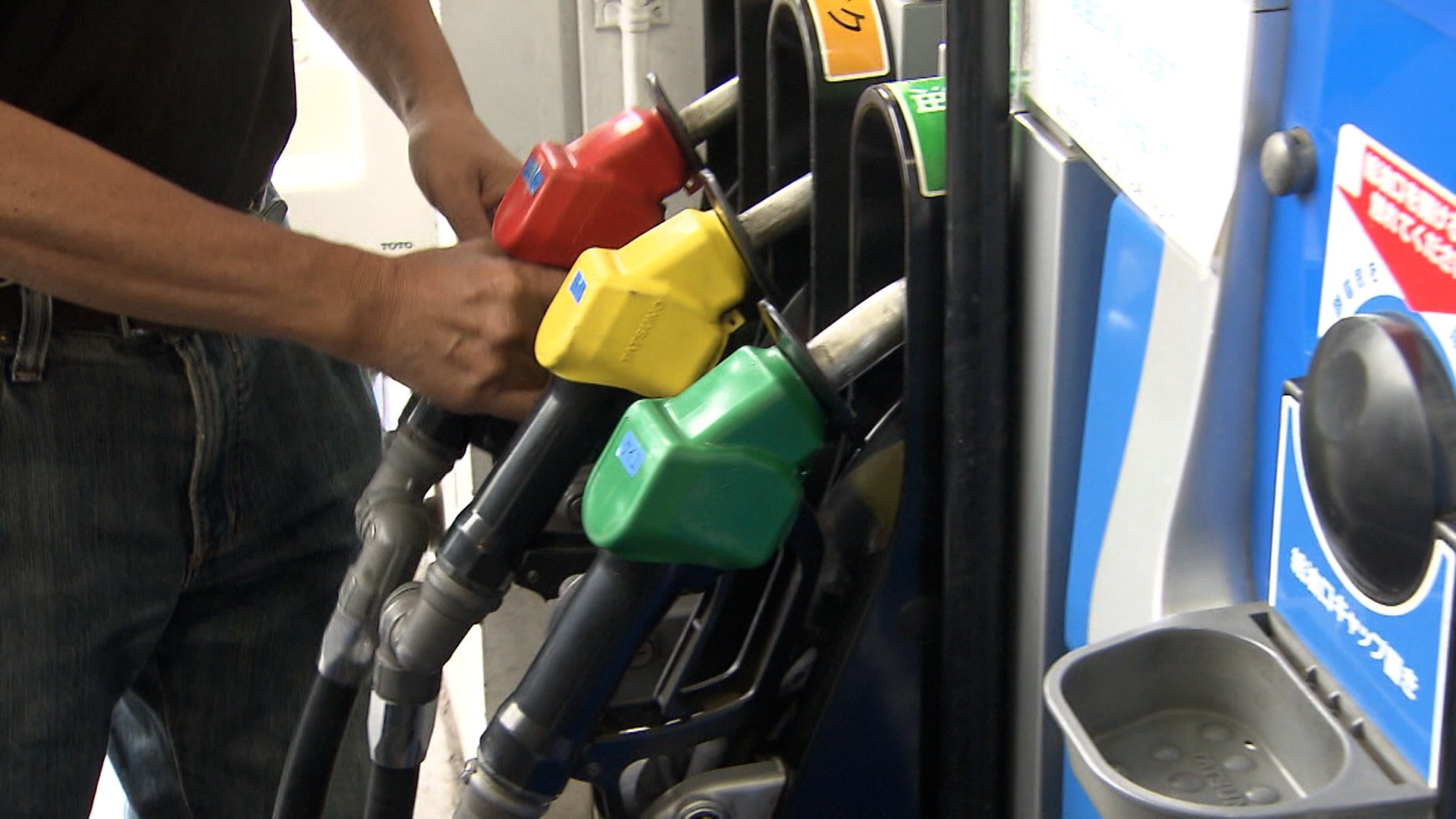 ガソリン価格4週連続値上がり 先週より70銭高の1リットルあたり174円90銭