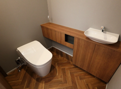 暴走する外国人客 ワンオーダー制を無視3人で1注文 持込みペットボトルで過ごしトイレも汚す
