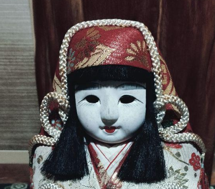 メルカリに特級呪物日本人形が出品される