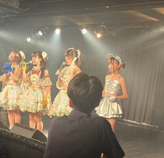 地下アイドルライブ！8歳「チェキ撮れるけど20時までです！」にオタク困惑