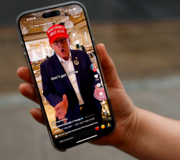 トランプちゃん「中国産やーなのぉ!!」→19日　ホワイトハウスのアカウント作っちゃったw
