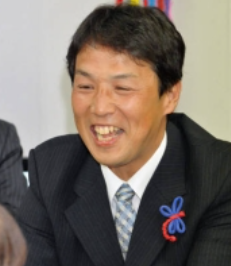 豊明市「すべての住民はスマホ使用は1日2時間まで。条例化します」→市長は3時間20分使ってました