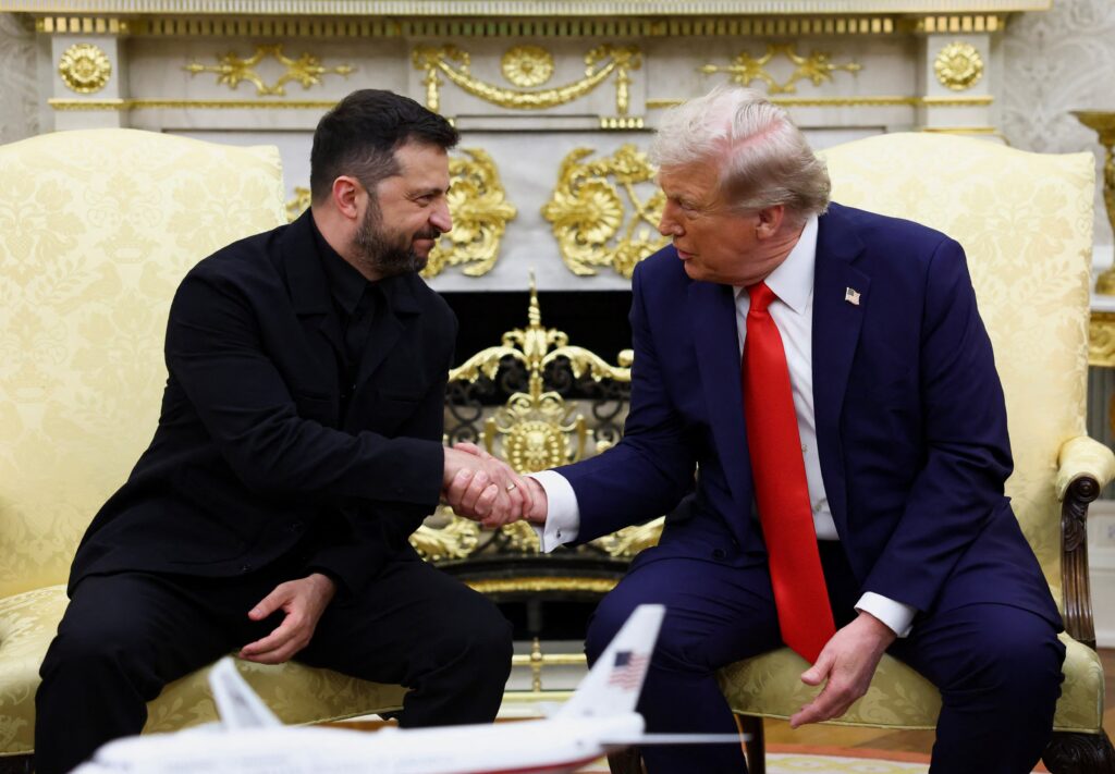 トランプ氏、ウクライナが求める「安全の保証」に関与表明　首脳会談