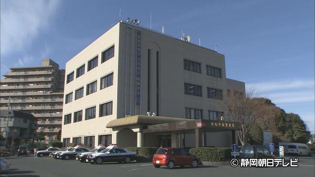 バスターミナルの地下広場に血だらけの高齢男性　５１歳のフリーターの男を現行犯逮捕