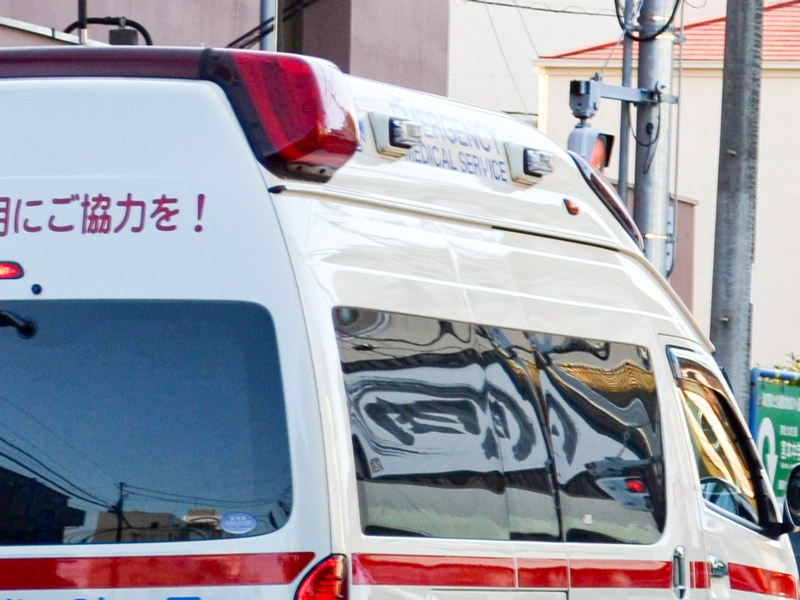 フォークリフトにはねられ女性死亡　白井の金属加工会社で
