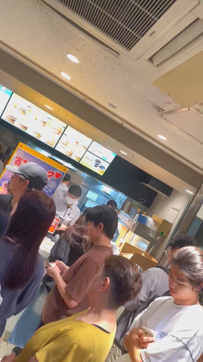 【大スクープ／ク〇企業】マクドナルドさん、スタッフの家族から｢表向き5個までだが5個以上注文あっても断るなと伝達している｣と暴露された模様