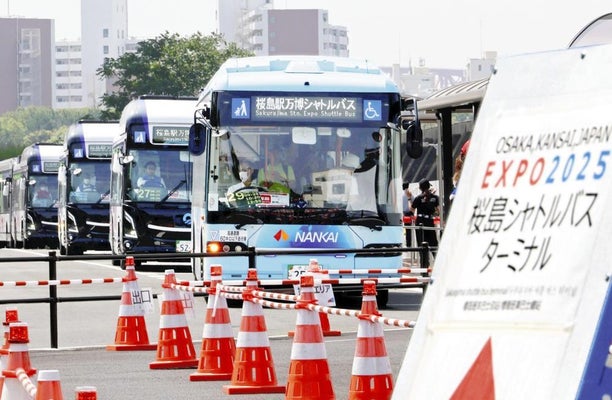 万博シャトルに運転手動員で貸し切りバス不足…遠足や修学旅行、音楽会中止など行事に影響