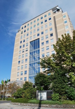 更衣室で盗撮疑い、高校教諭逮捕　十数カ所でカメラ発見―栃木県警