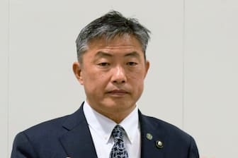 木更津市長「移民やビザ緩和、承知せず」　ナイジェリア紙は移住前提で「重婚できません」