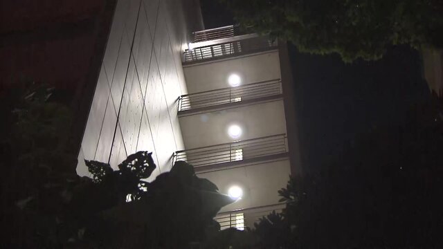 東大で女性死亡、転落か　「友人が煙突に」と通報