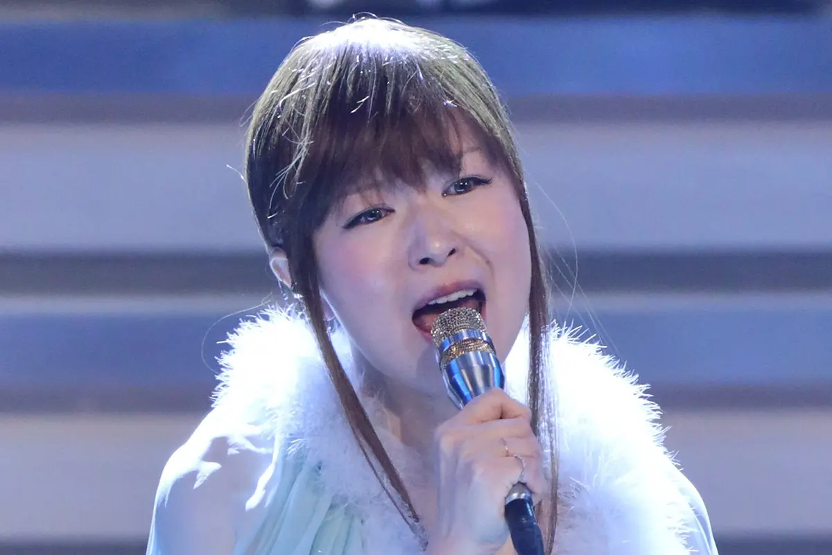 椎名林檎　フェスで目撃された観客の“旭日旗グッズ”に一部から批判も「擁護の声があがるワケ」