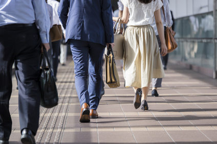 通勤手当を支給する会社って何なの？徒歩や自転車で通勤しても得しない制度って糞だろ。